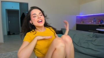 Girl_Of_Yourdreams 08-11-2021 Topless 